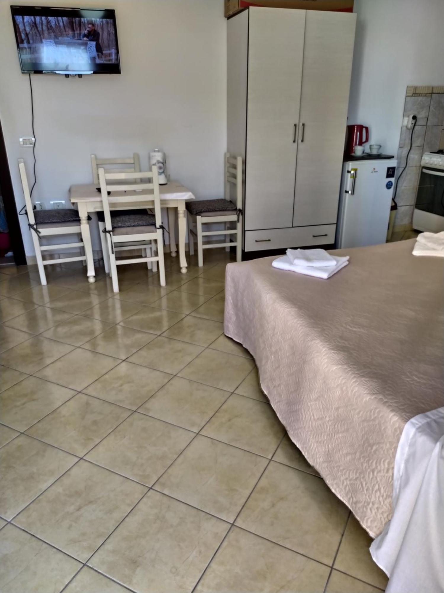 Valbona Apartments Вльора Екстер'єр фото